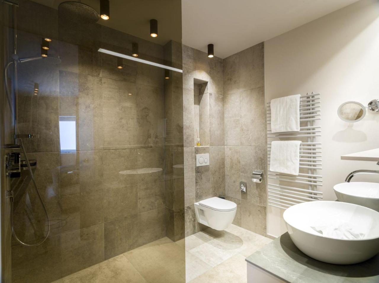 Nennerhof Apartment Тукс Екстериор снимка